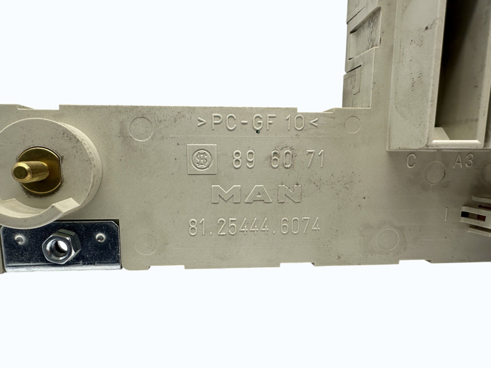 Fuse box 81254446074 MAN Trucks TGX I 2018