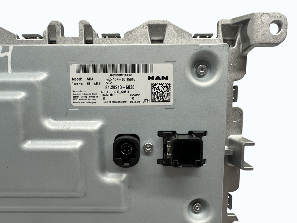 Radio, multimedia 81282106038 MAN Trucks TGX II 2021