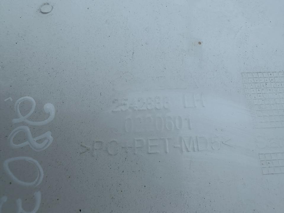 Kabinos kampinis spoileris 2542888 Scania R II 2019