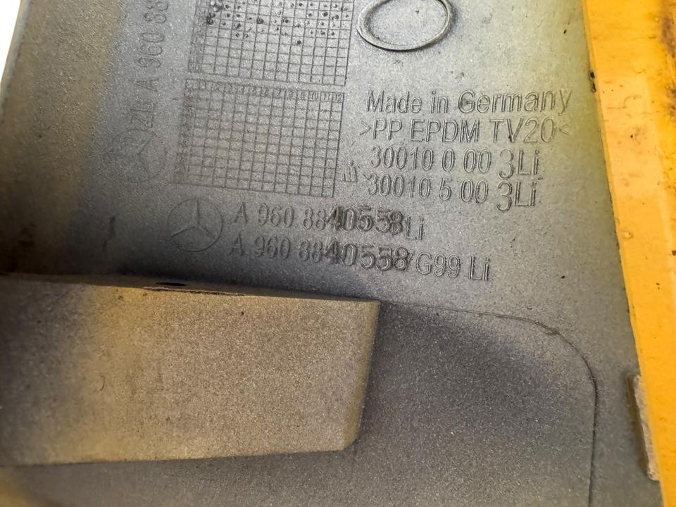 Plastic trim A9608803905 Mercedes-Benz Trucks ACTROS MP4 / MP5 2018