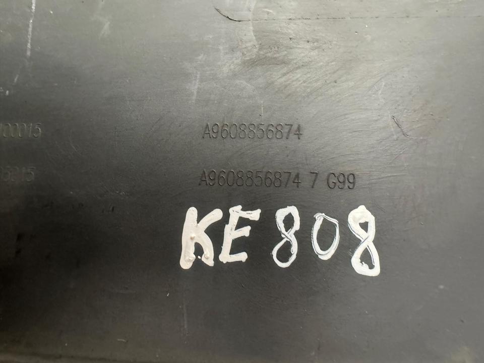 Plastikinė apdaila A9608856874 Mercedes-Benz Trucks ACTROS MP4 / MP5 2018