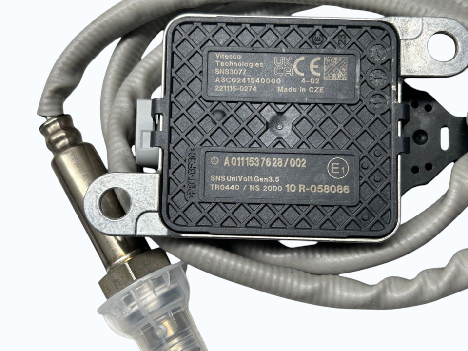 NEW Mercedes Benz NOX sensor A0111537628
