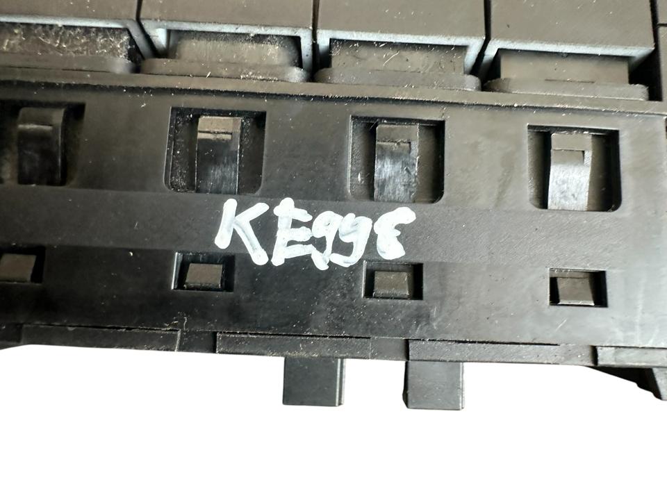 Jungikliai kabinoje A960540046 Mercedes-Benz Trucks ACTROS MP4 / MP5 2018