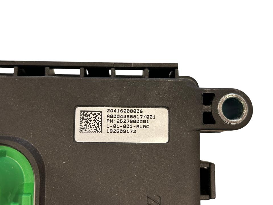 NEW Mercedes Benz control unit A0004468817