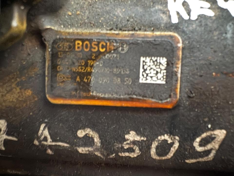Kuro siurblys A4700900850 Mercedes-Benz Trucks ACTROS MP4 / MP5 2013