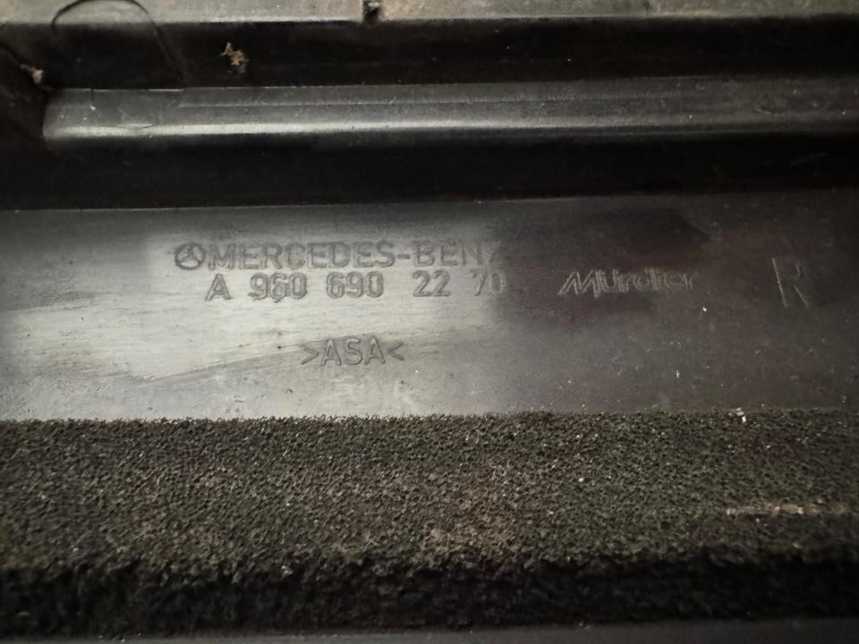 Plastic trim A9606902270 Mercedes-Benz Trucks ACTROS MP4 / MP5 2018