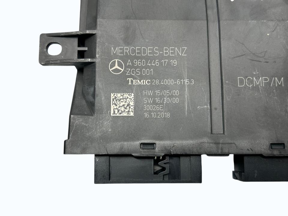 Блок управления A9604461719 Mercedes-Benz Trucks ACTROS MP4 / MP5 2018