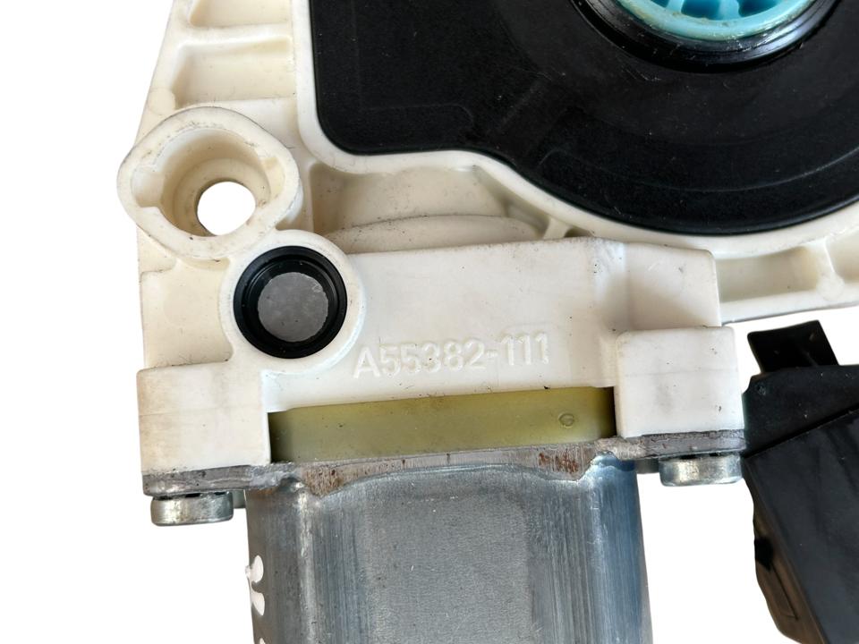 Window regulator motor A55382111 Mercedes-Benz Trucks ACTROS MP4 / MP5 2021