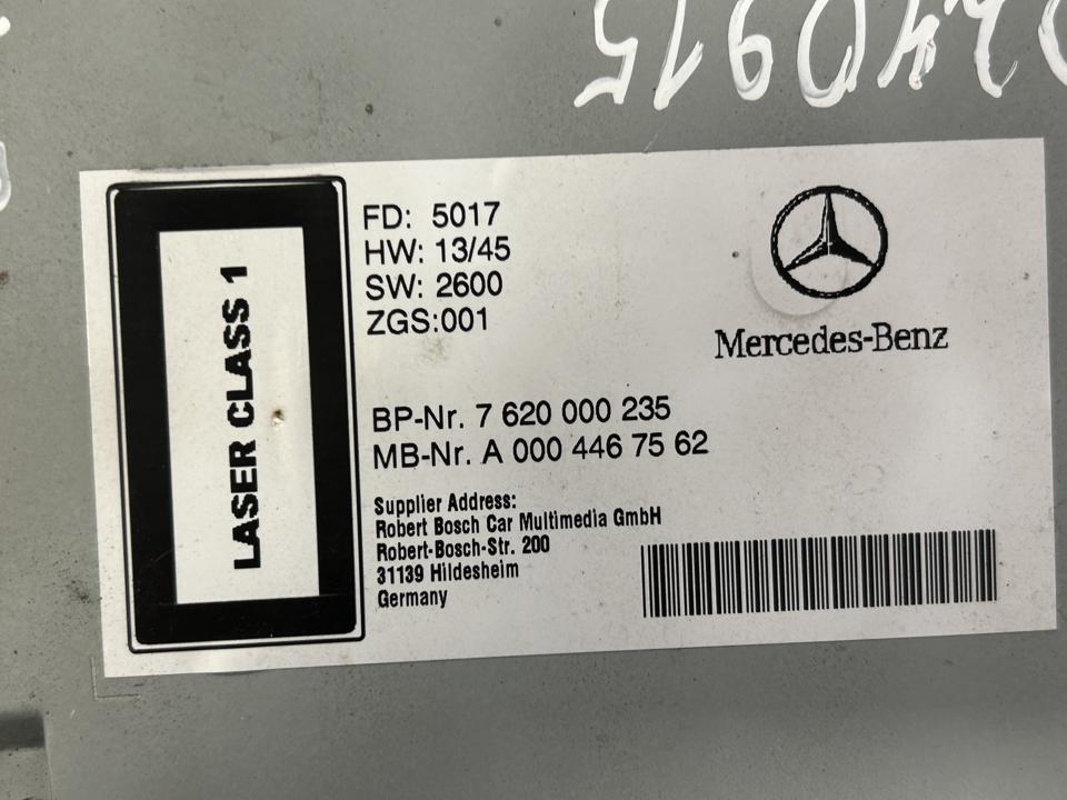 Radija, navigacija A0004467562 radio Mercedes-Benz Trucks ACTROS MP4 / MP5 2018