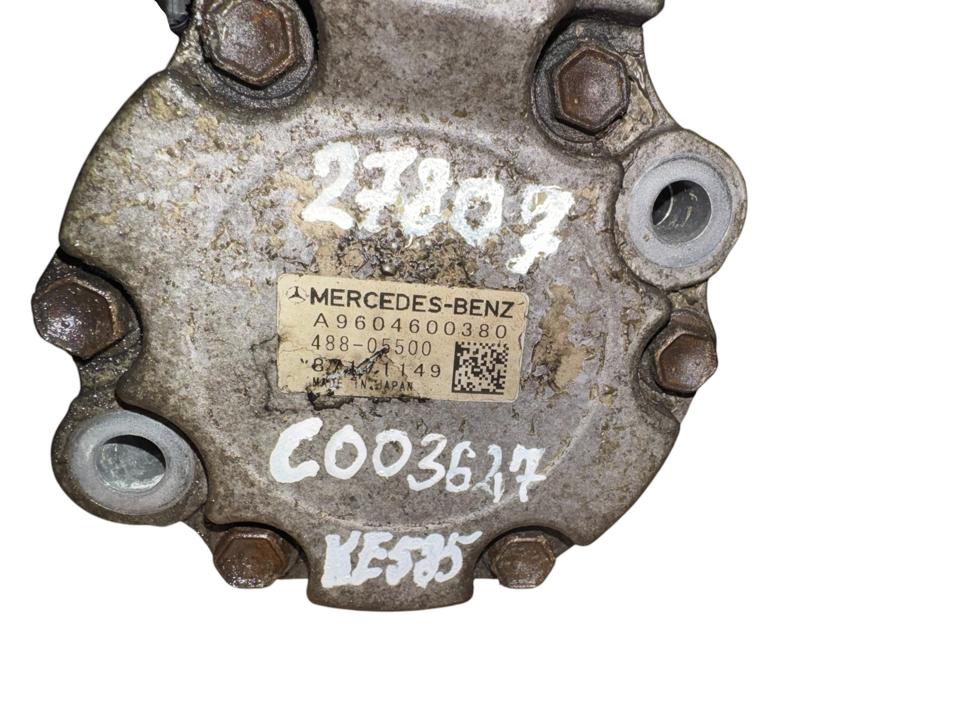 Hydraulic steering pump A9604600380 Mercedes-Benz Trucks ACTROS MP4 / MP5 2018
