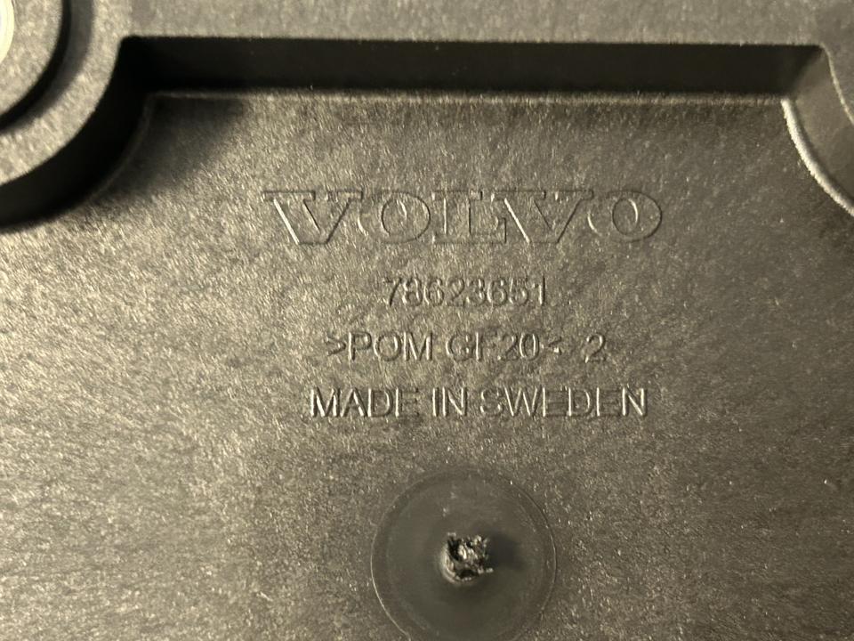Galinio vaizdo stebėjimo monitorius 23904298 Volvo Trucks FH III 2025