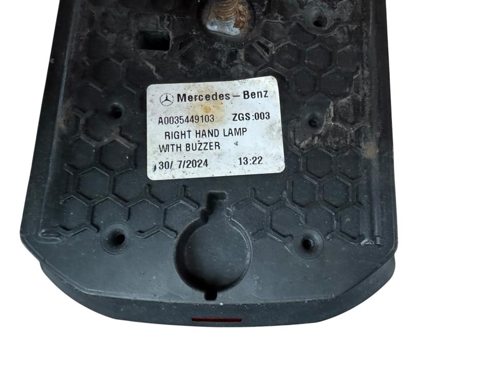 Galinis žibintas A0035449103 Mercedes-Benz Trucks ACTROS MP4 / MP5 2018 dešinė