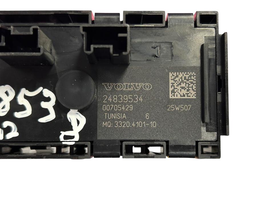 Переключатели в салоне 24839534 Volvo Trucks FH III 2026