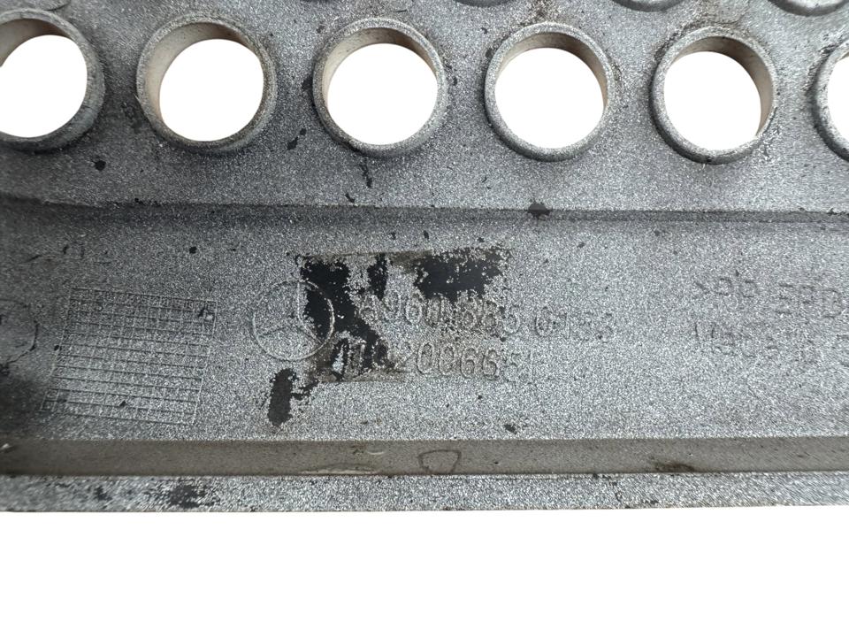 Plastikinė apdaila A9608850153 Mercedes-Benz Trucks ACTROS MP4 / MP5 2018