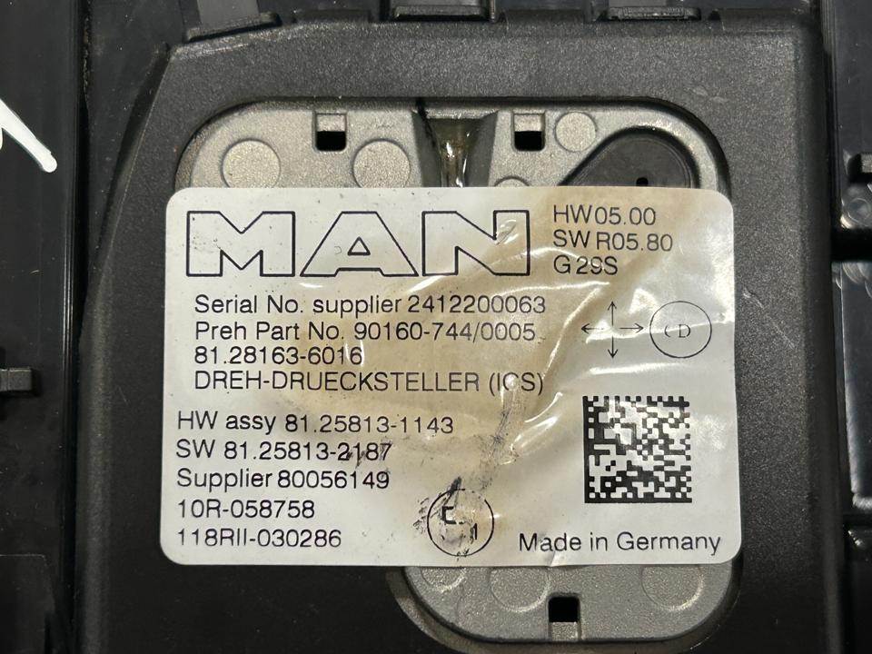 Radijos jungiklis 81281636016 MAN Trucks TGX II 2025