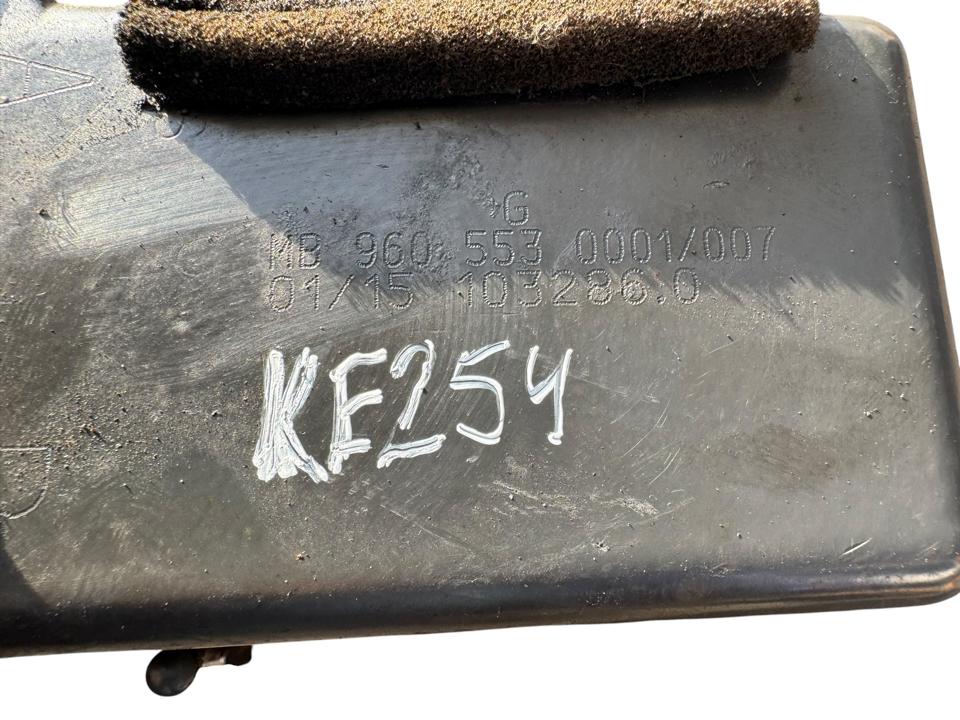 Cab tilting pump A9605530001 Mercedes-Benz Trucks ACTROS MP4 / MP5 2015