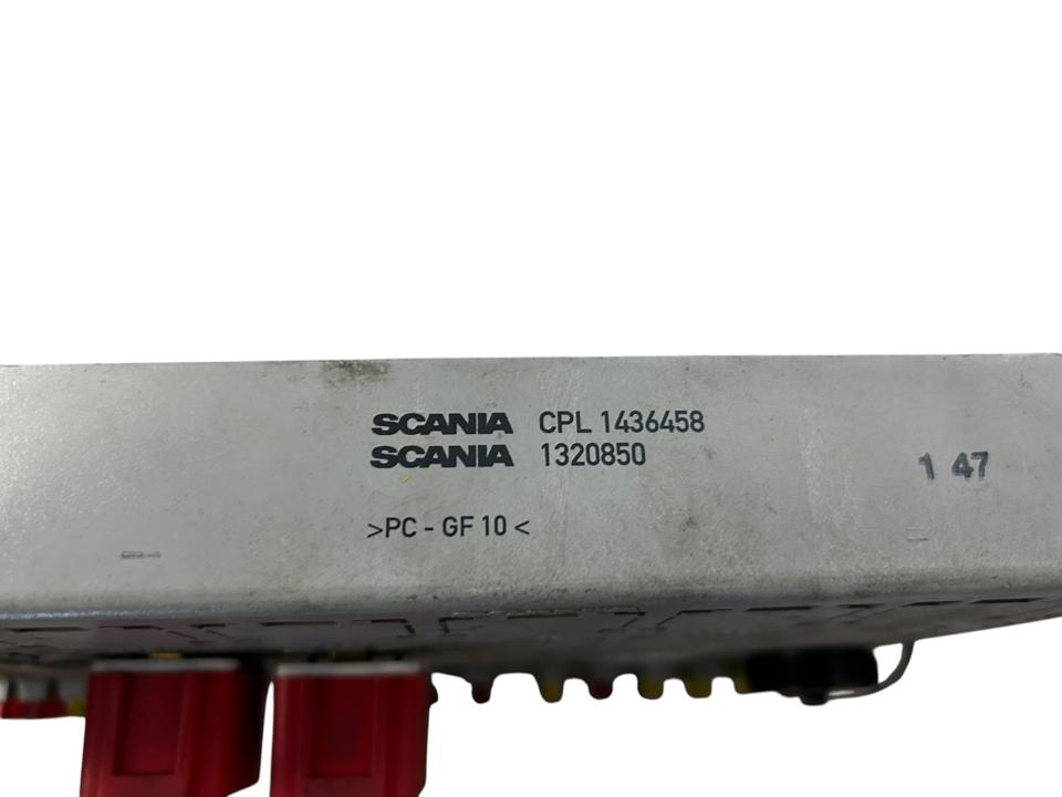 Saugiklių blokas 1398062 Scania R I 2006