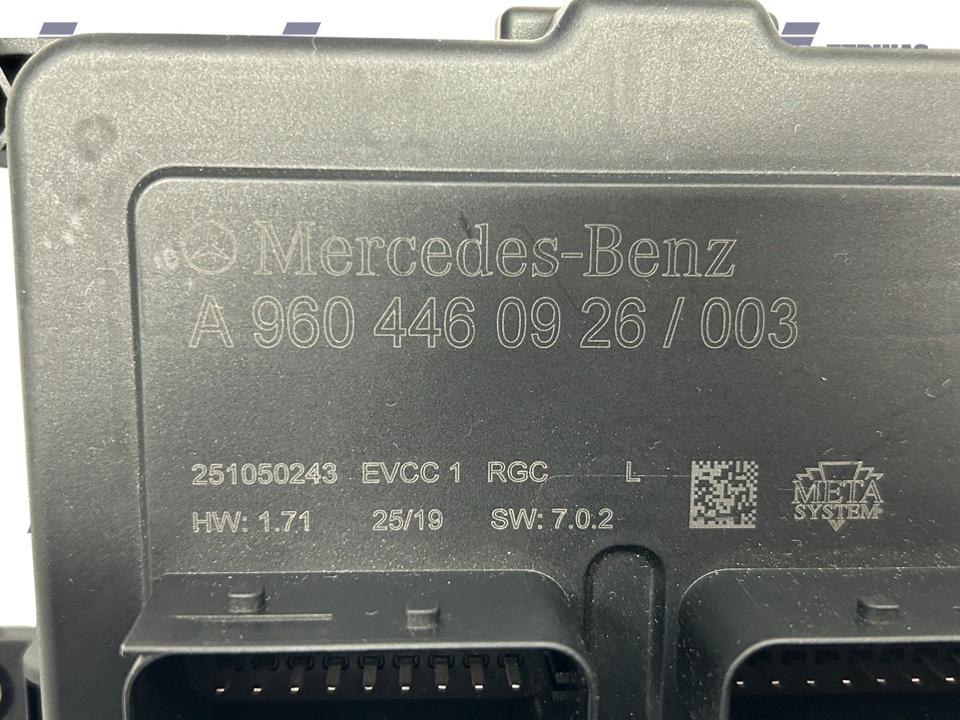 NEW Mercedes Benz EVCC1 control unit A9604460926