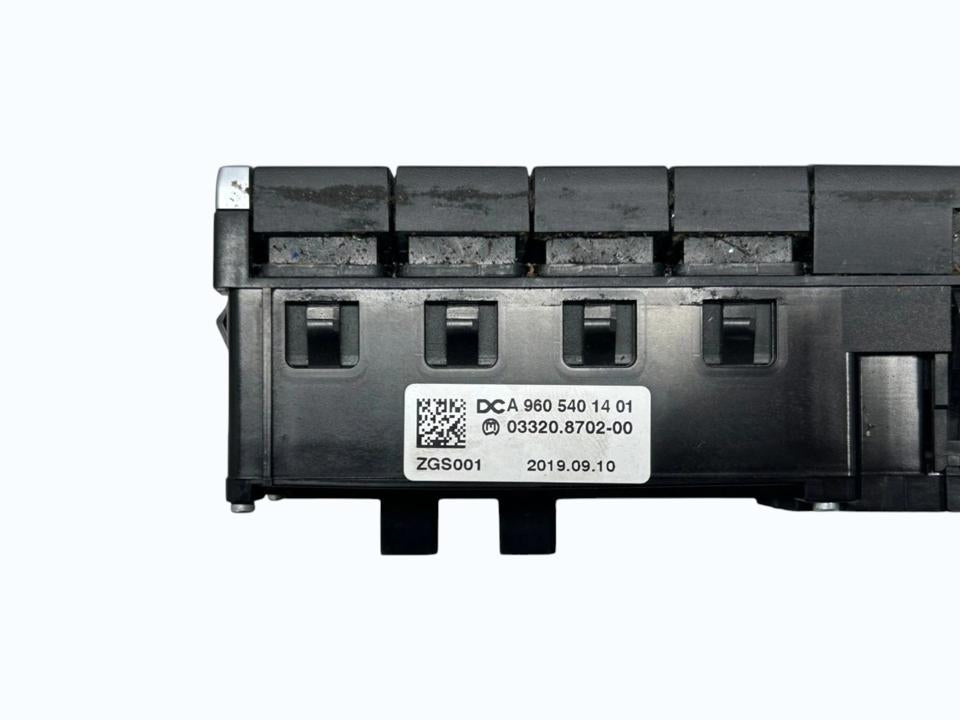 Jungikliai kabinoje A9605401401 Mercedes-Benz Trucks ACTROS MP4 / MP5 2019