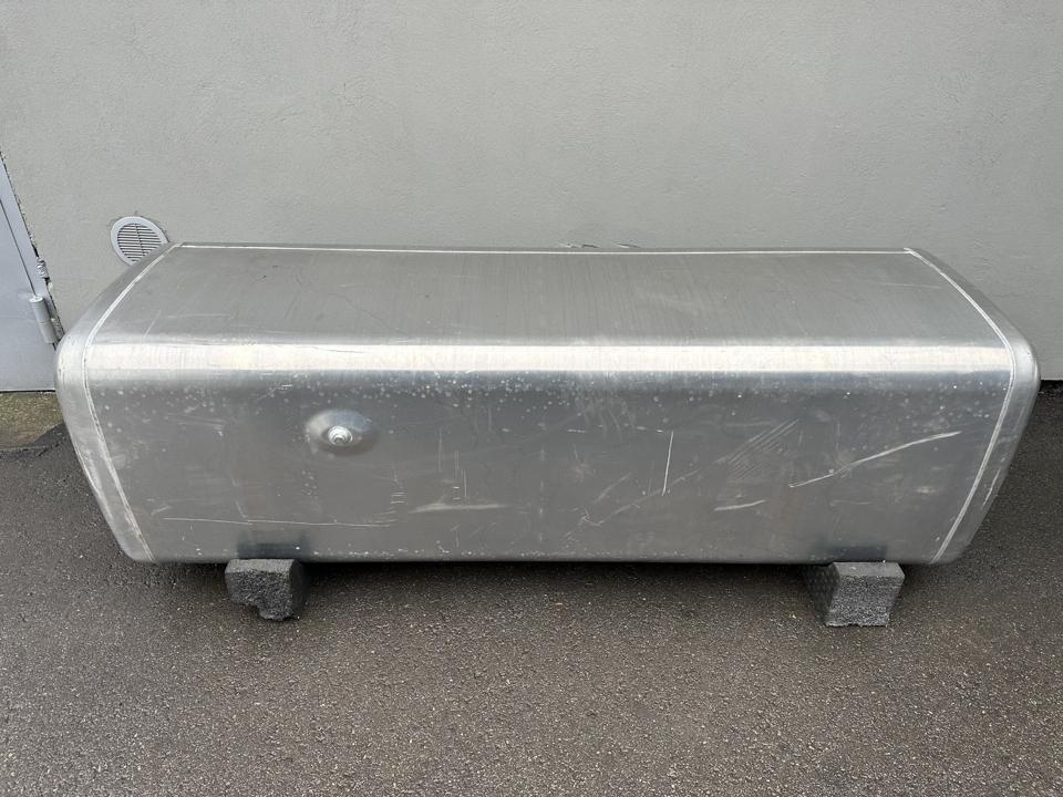 NEW Mercedes Benz fuel tank 990L 700x700x2250