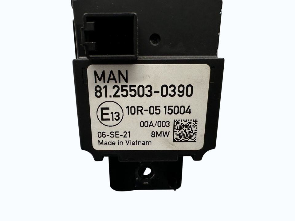 Stovėjimo stabdžio jungiklis 81255030390 switch MAN Trucks TGX II 2025