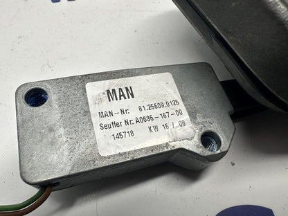 Steering column switch 81255090125 MAN Trucks TGX I 2008