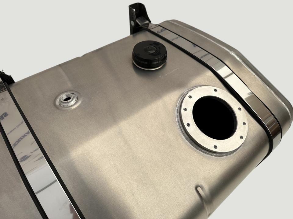 NEW Hydraulic tank 255L 480x675x900