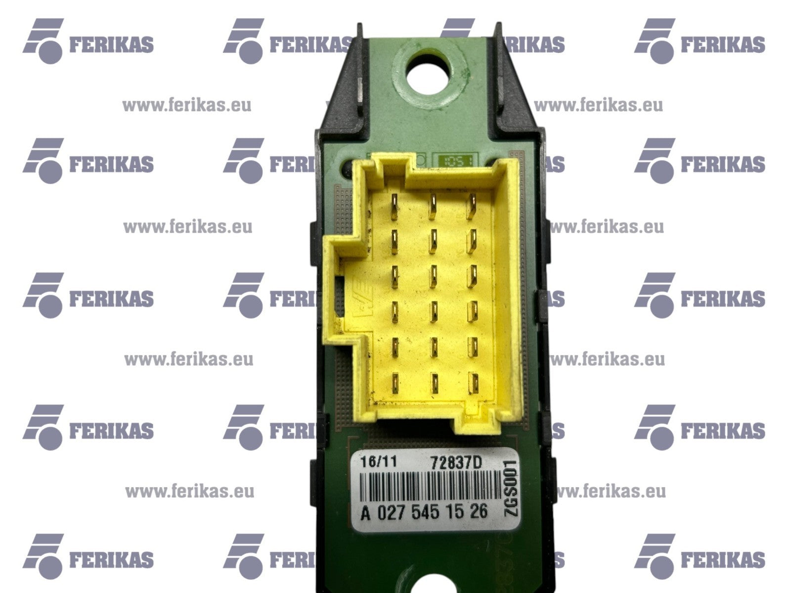 Mercedes Benz electrical connector housing 3