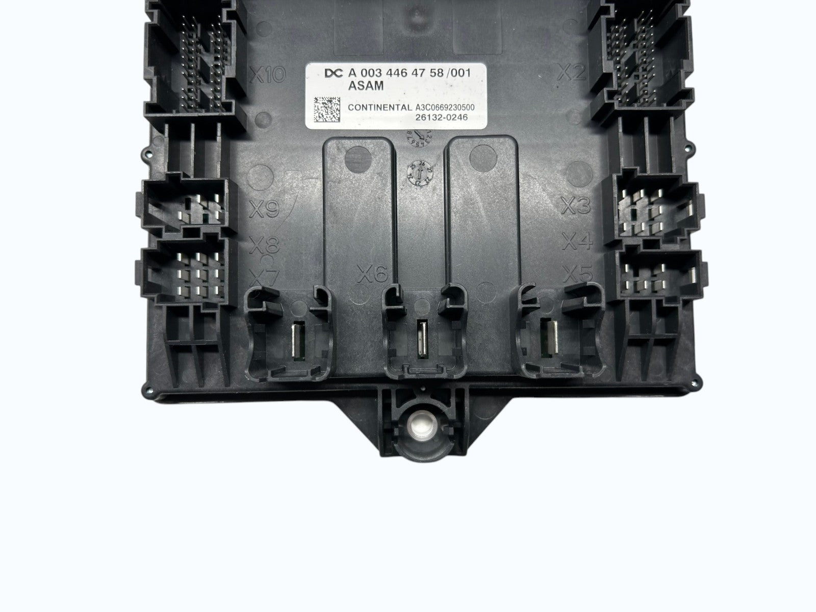 NEW Mercedes Benz Actros MP5 ASAM fuse box 2