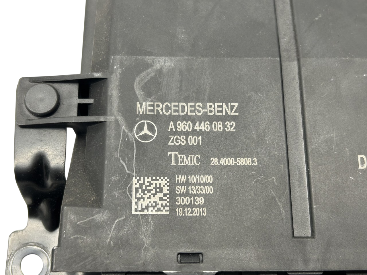 Mercedes Benz Actros MP4 door control module unit3