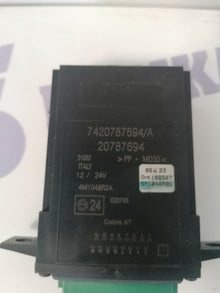 Renault premium magnum Volvo Fh control unit1