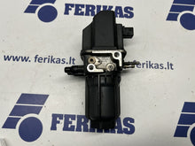 Mercedes Benz Actros MP5 AdBlue pump 1