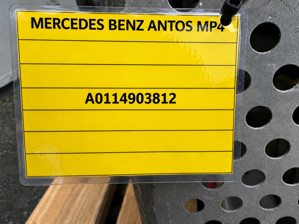 Exhaust catalyst A0114903812 Mercedes-Benz Trucks ANTOS 2017