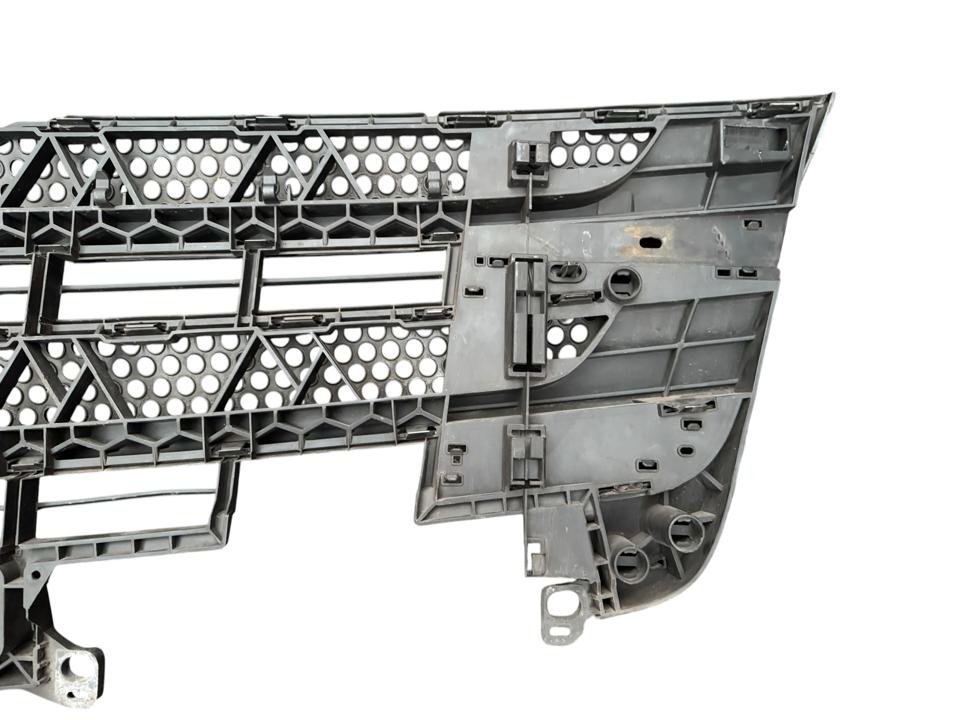 Apatinės grotelės A9618850253 Mercedes-Benz Trucks ACTROS MP4 / MP5 2018