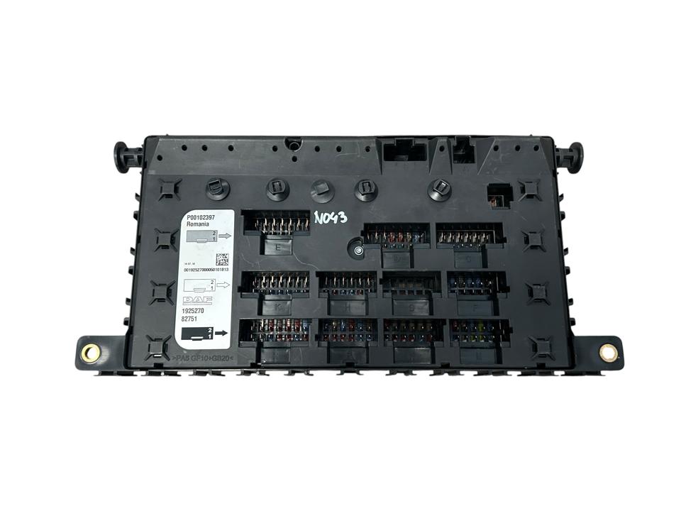 Fuse box 1925270 DAF XF 2014