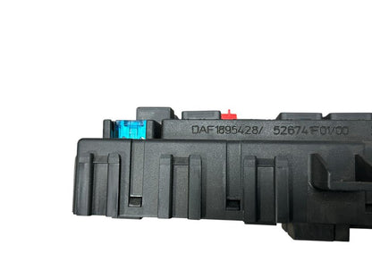 Fuse box 1895428 DAF XF 2013
