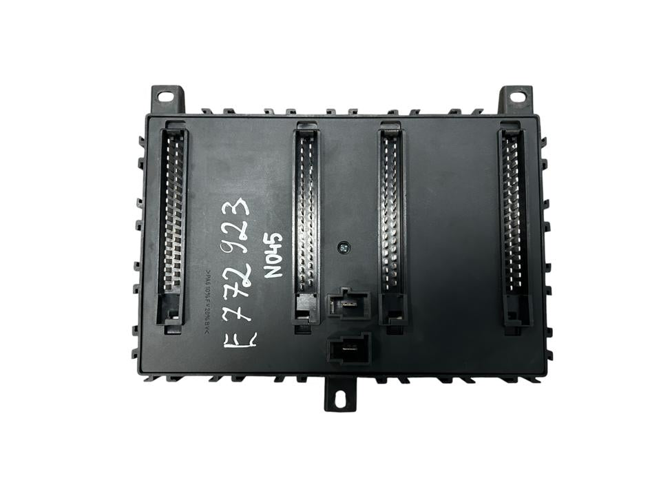 Fuse box 1674870 DAF XF 105 2007