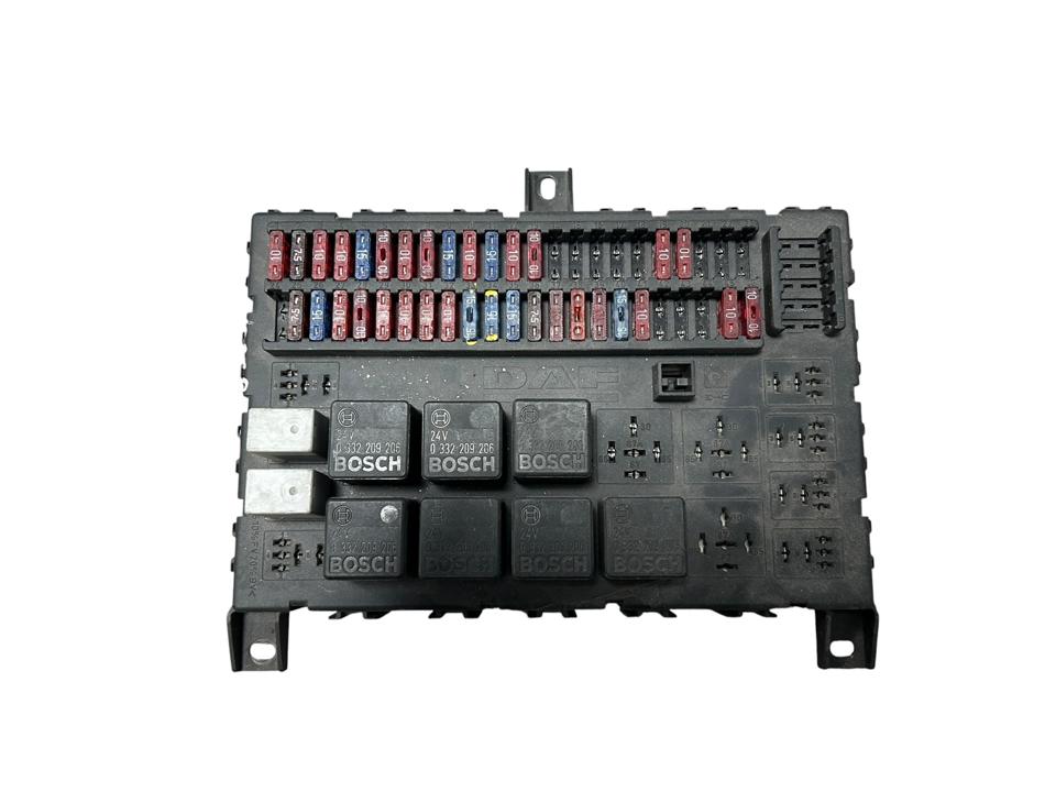 Fuse box 1333370 DAF XF 105 2011