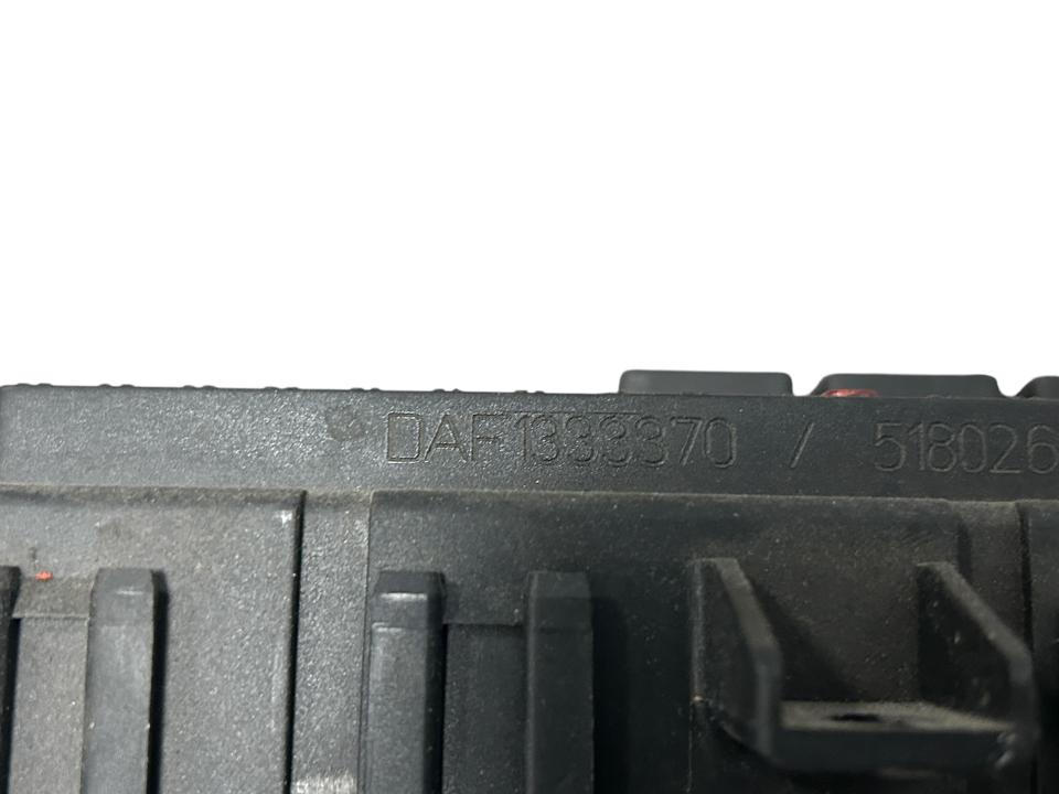 Fuse box 1333370 DAF XF 105 2011