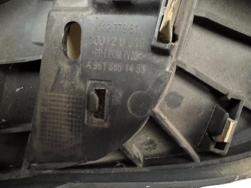 Apatinės grotelės A9618851453 Mercedes-Benz Trucks ACTROS MP4 / MP5 2018
