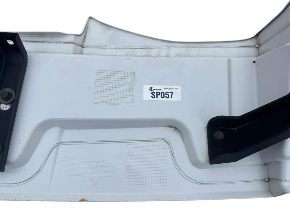 Спойлер угла кабины A9607902265 Mercedes-Benz Trucks ACTROS MP4 / MP5 2017