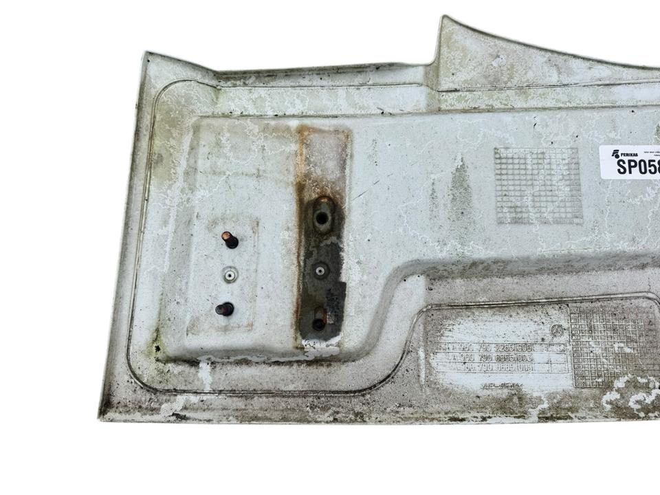 Kabinos kampinis spoileris A9607902265 Mercedes-Benz Trucks ACTROS MP4 / MP5 2018