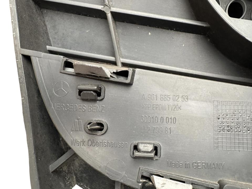 Apatinės grotelės A9618850253 Mercedes-Benz Trucks ACTROS MP4 / MP5 2018