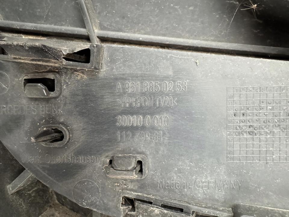 Apatinės grotelės A9618850253 Mercedes-Benz Trucks ACTROS MP4 / MP5 2016