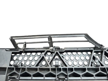 Grille inférieure A9618850253 Mercedes-Benz Trucks ACTROS MP4 / MP5 2018