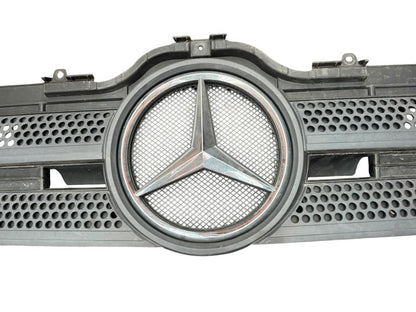 Kapoto grotelės A9607500618 Mercedes-Benz Trucks ACTROS MP4 / MP5 2018