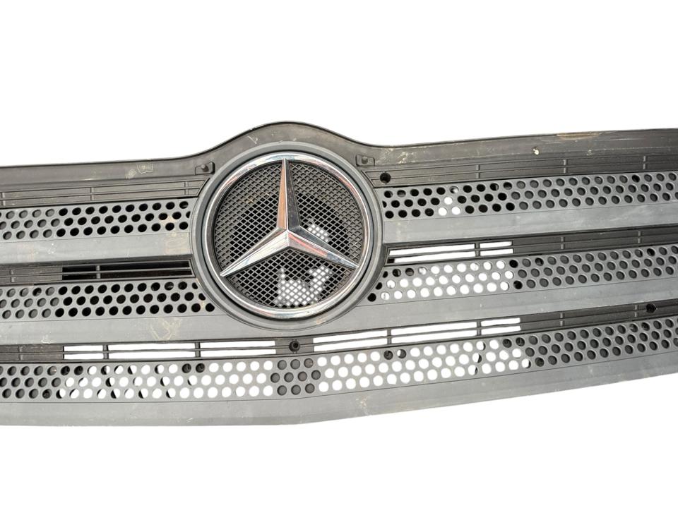Решетка капота A9678800285 Mercedes-Benz Trucks ANTOS 2014