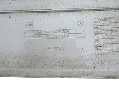 Kabinos kampinis spoileris A9607902465 Mercedes-Benz Trucks ACTROS MP4 / MP5 2018