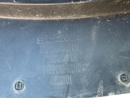 Kabinos šoninis spoileris 0220601 Scania R II 2018