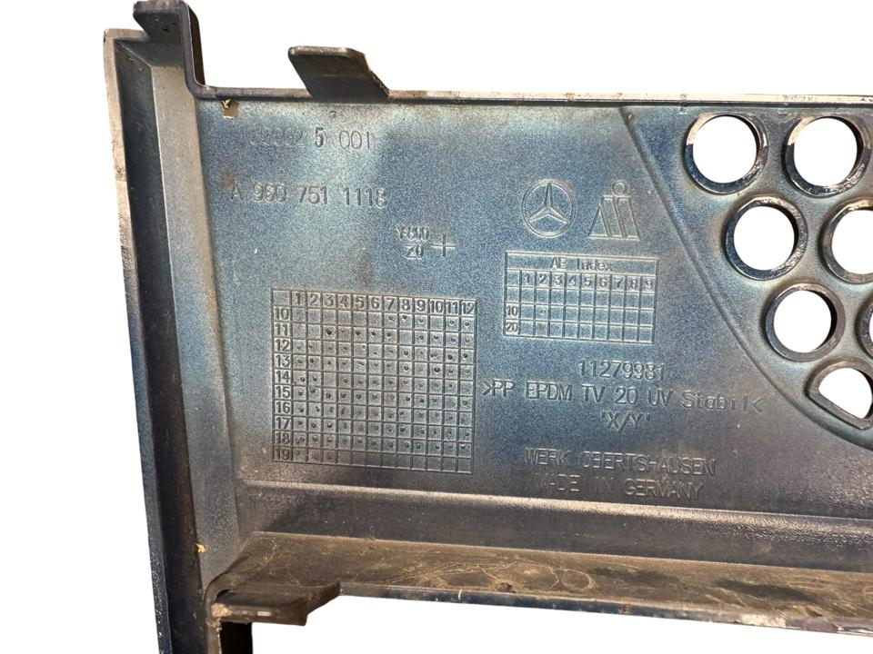Решетка капота A9607511118 Mercedes-Benz Trucks ACTROS MP4 / MP5 2018